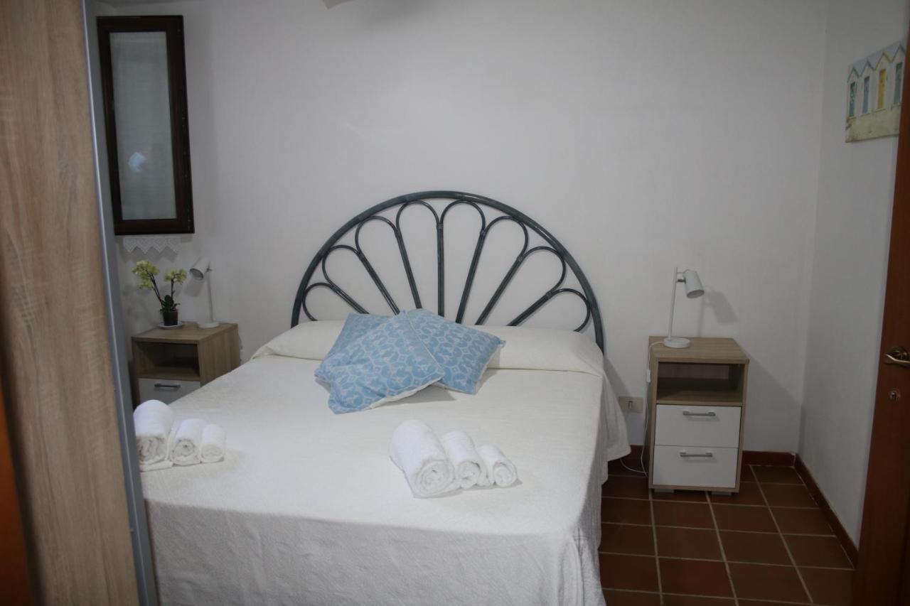 B&B Sa Serra Stintino Exterior foto